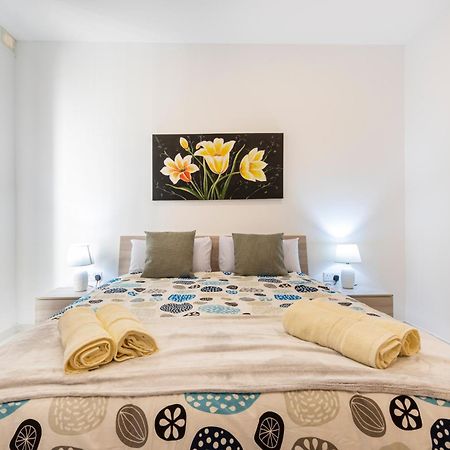 H2 -Modern And Spacious 3 Bedroom Apartment San Gwann Exterior photo