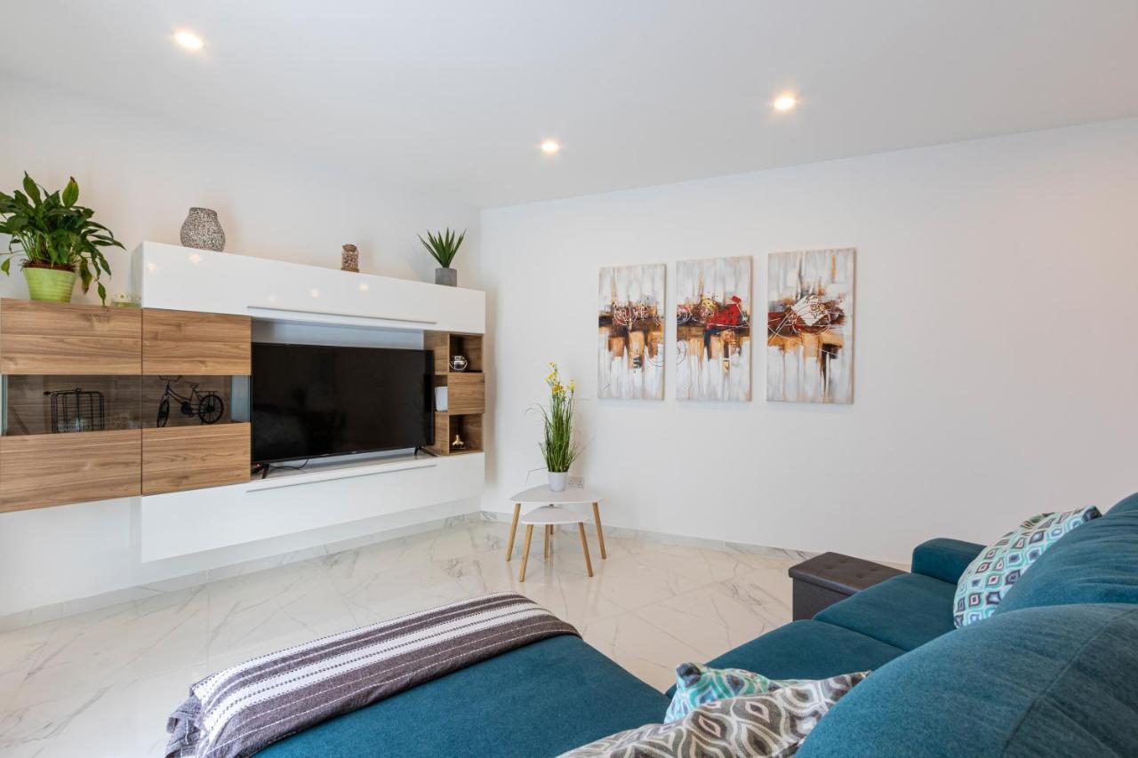 H2 -Modern And Spacious 3 Bedroom Apartment San Gwann Exterior photo