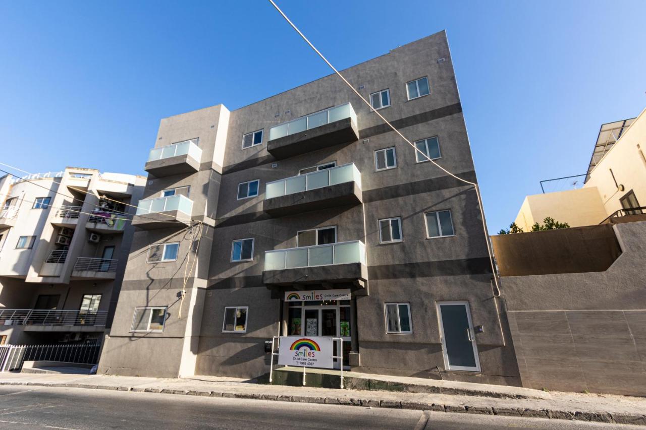 H2 -Modern And Spacious 3 Bedroom Apartment San Gwann Exterior photo