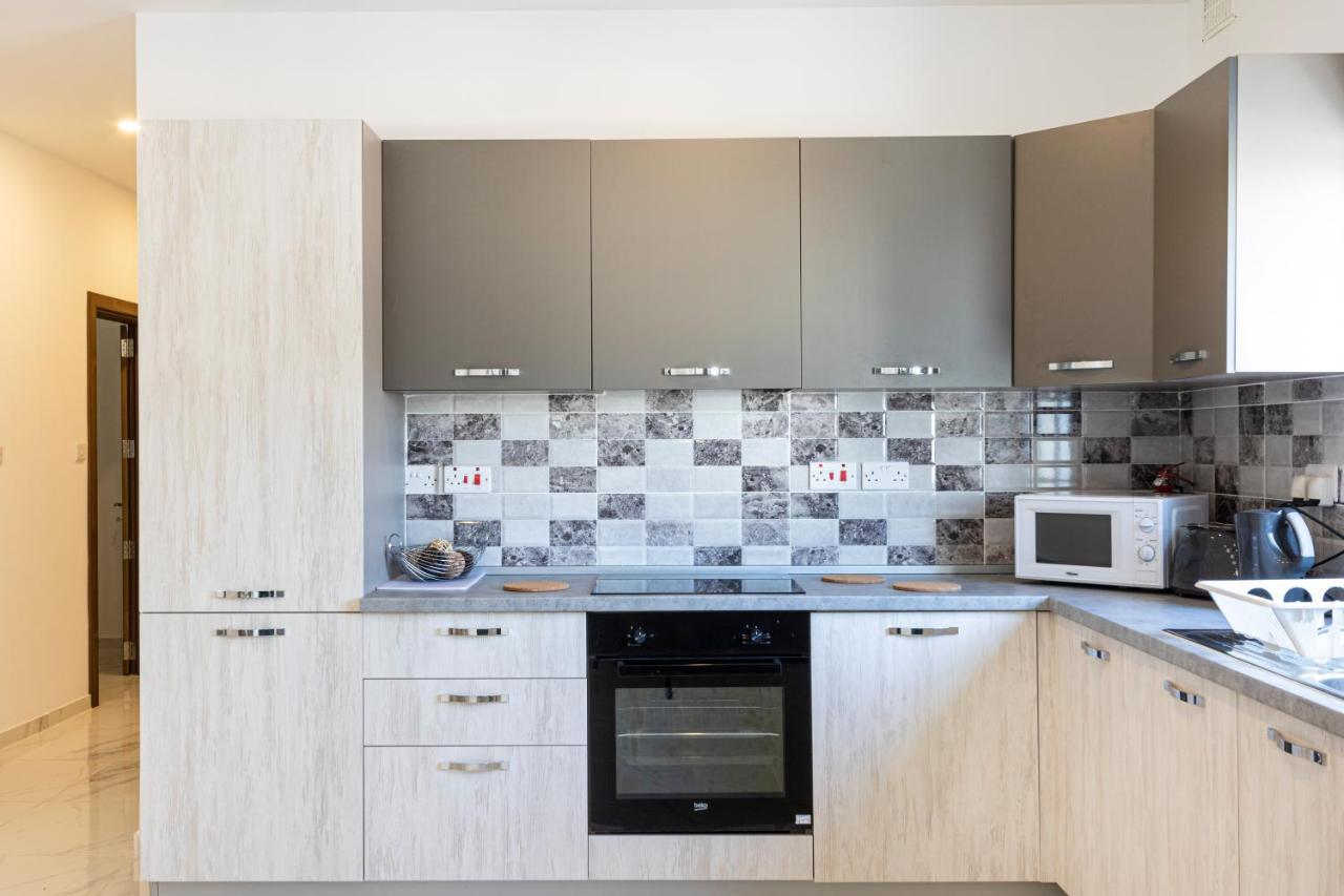 H2 -Modern And Spacious 3 Bedroom Apartment San Gwann Exterior photo